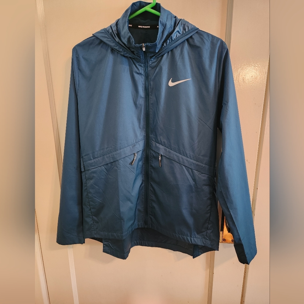 Nike Essentials Packable Running Jacket - image 1